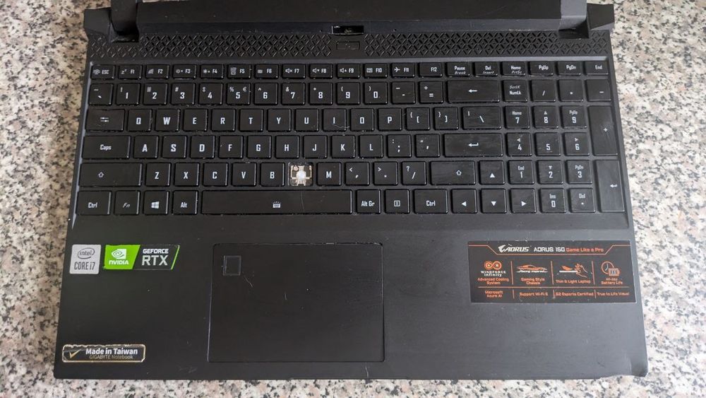 Gigabyte AORUS 15G YC i7 10750H GTX 1660Ti 6Gb