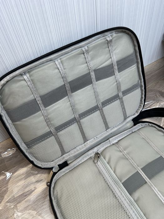 Органайзер сумка для кабелей, зарядок, и гаджетов