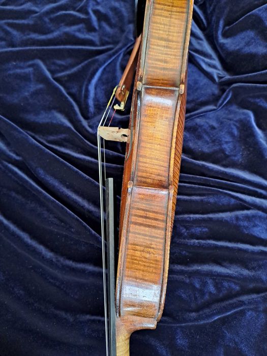 Szwajcarskie skrzypce lutnicze