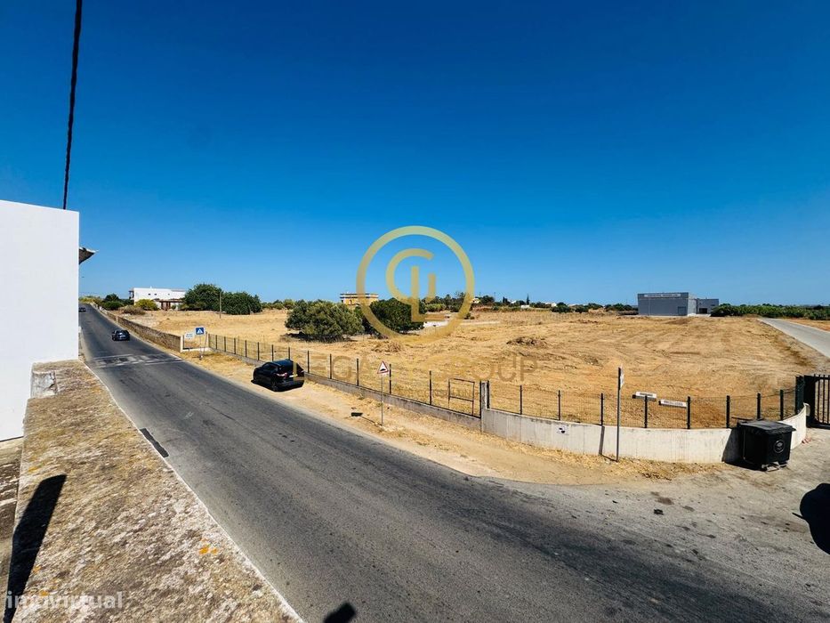 Moradia para Renovar em Areal Gordo – Faro