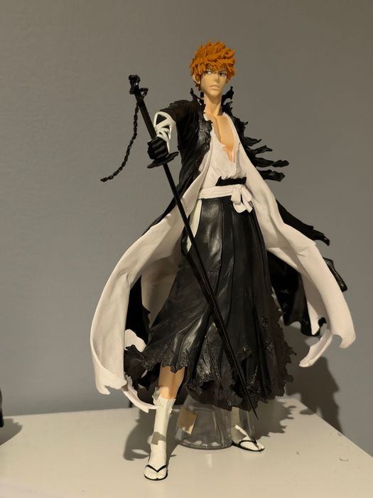 I Hugo figurka bleach