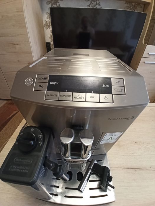 Ekspres do kawy delongi pimadona S