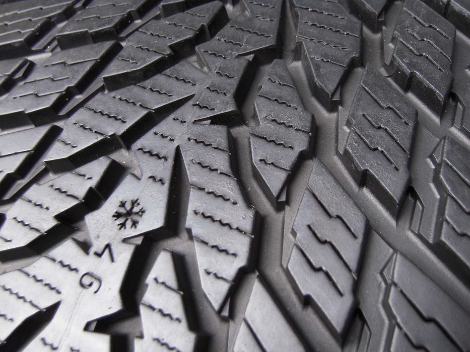 4x Opony zimowe NOKIAN SNOWPROOF 1 225/55R17 101V XL RANT 23r B.Ładne
