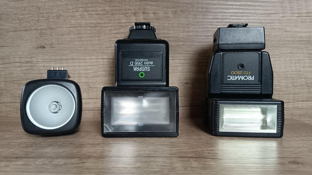 Фотоспалахи Sunpak Auto 266D, Promatic FTD 2500