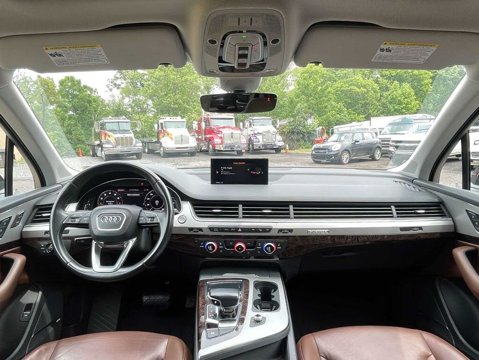 Audi Q7 45 TFSI quattro Premium Plus      2019