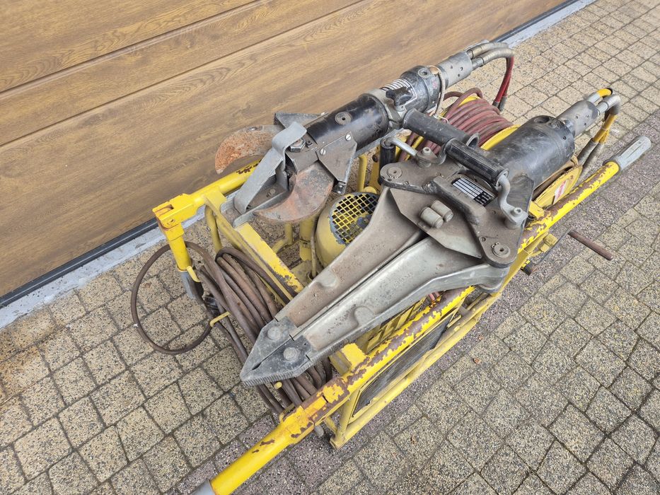 Zestaw hydrauliczny Weber-Hydraulik Rozpieracz nożyce agregat OSP