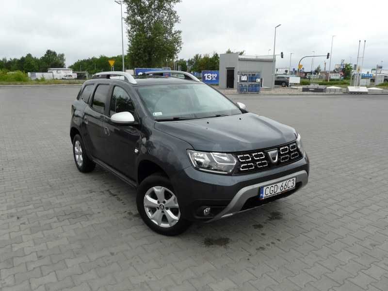 Dacia Duster, gaz fabr. silnik 1,6, klima, hak