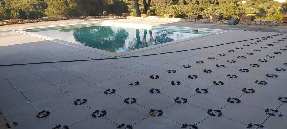 Ladrilhador profissional Reparação de apartamentos, moradias e piscinas.