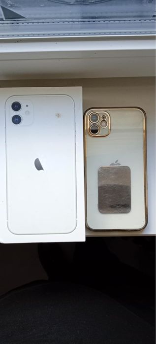 Sprzedam lub zamienię na telefon z Androidem phone 11 biały stan idealny