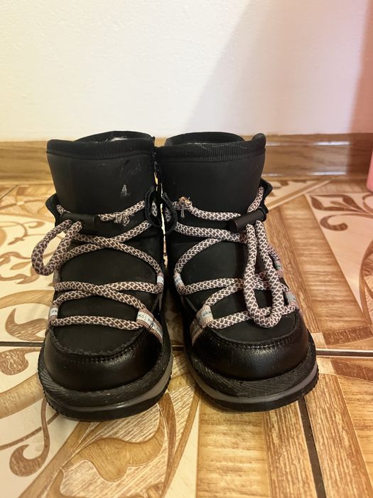 Зимові чобітки теплі