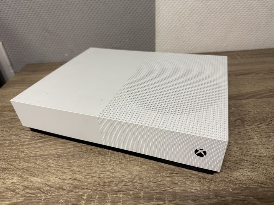 Xbox One S 1TB + гарантія та 100 ігор приставка хбокс