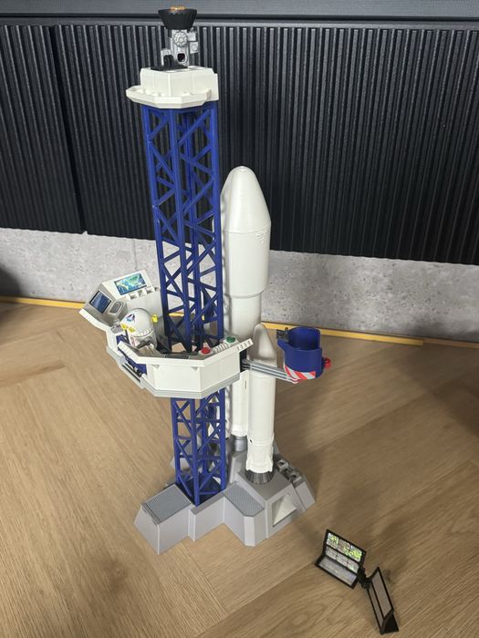 Zestaw zabawek Playmobil oraz Bruder