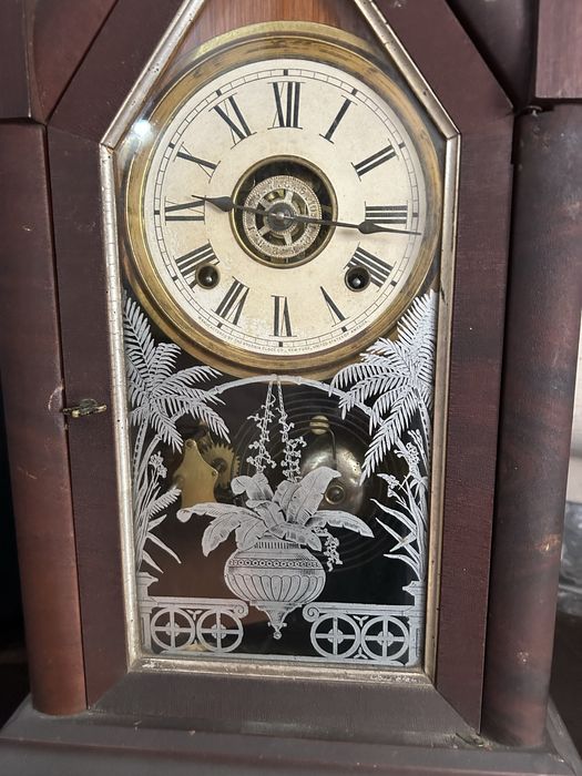 Relógio de Parede Vintage - Sharp Gothic - Ansonia Clock Company