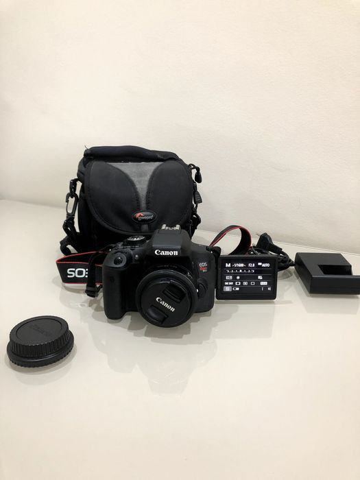 Câmera Canon Rebel T6i (EOS 750D)