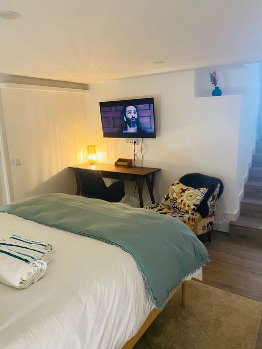 Aluga-se T2 centro de Loulé