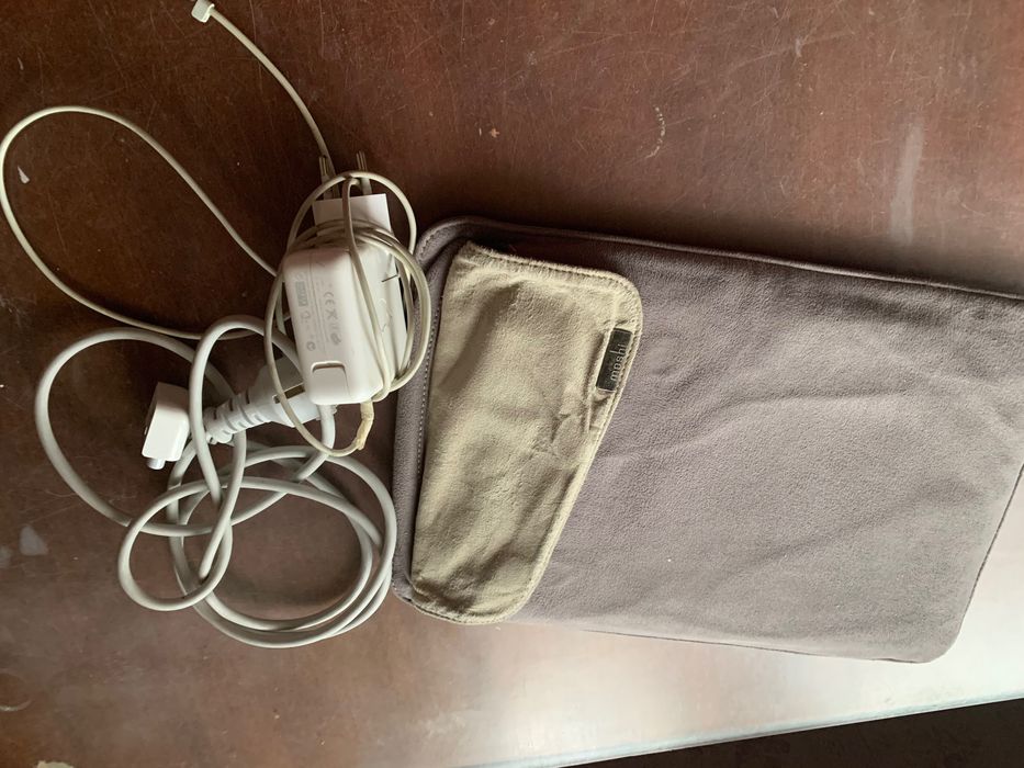 MacBook Air 11 A 1370 Silver