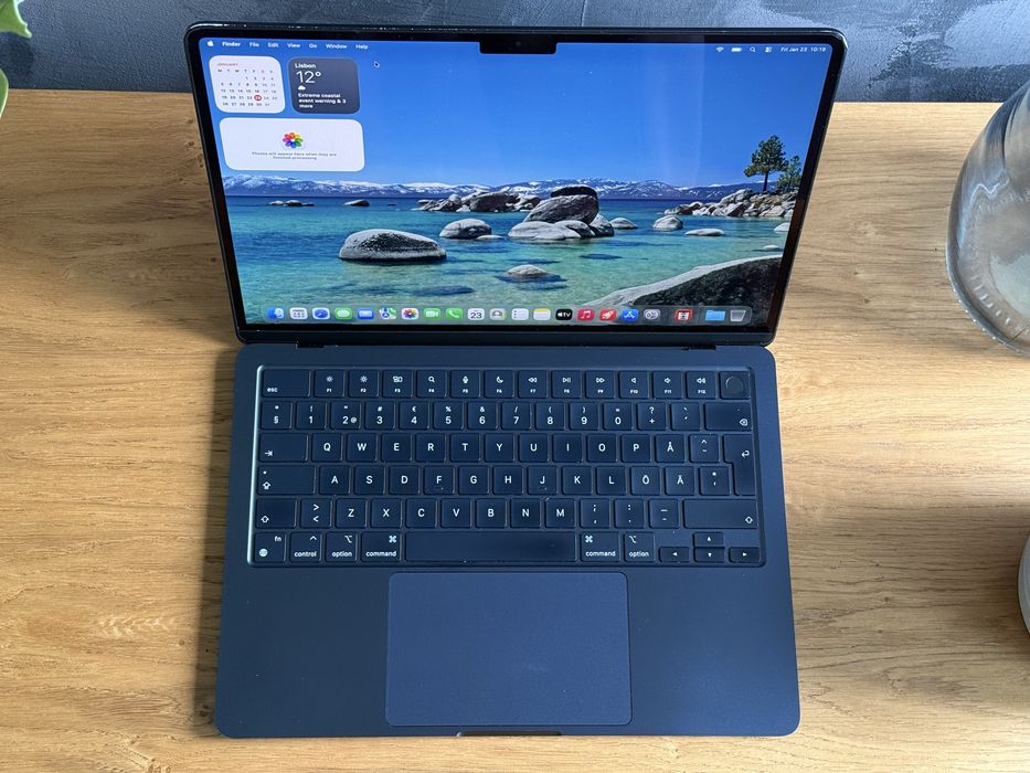 Macbook Air M2 2022
