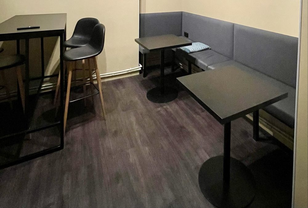 Мякий куточок, диван для кафе