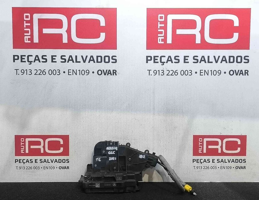 Fechadura / Fecho Porta Trás Esquerdo A2220064099 - MERCEDES-BENZ GLC