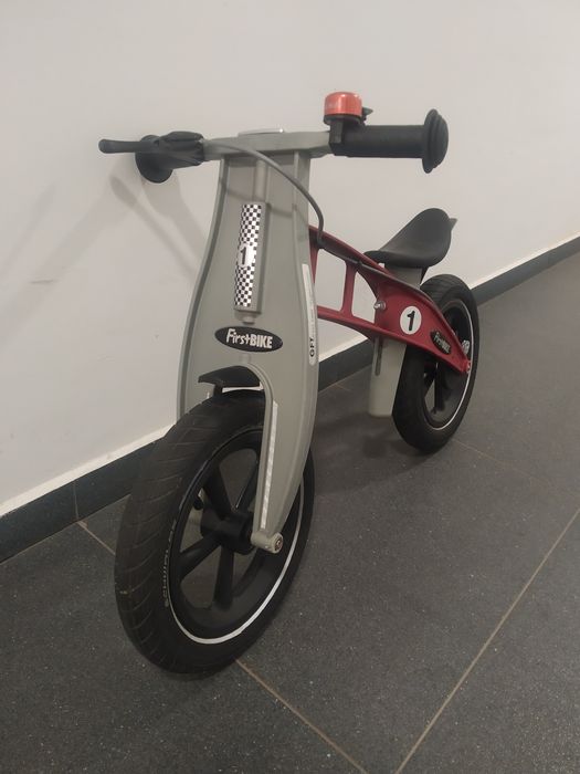 Rowerek biegowy first bike