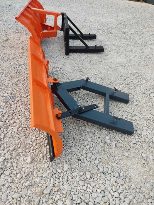Pług do  śniegu wózka widłowego nowy solidny