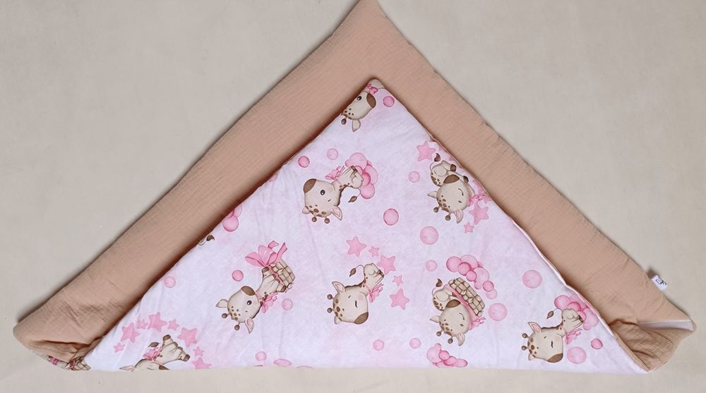 Rożek niemowlęcy becik żyrafy z muślinem