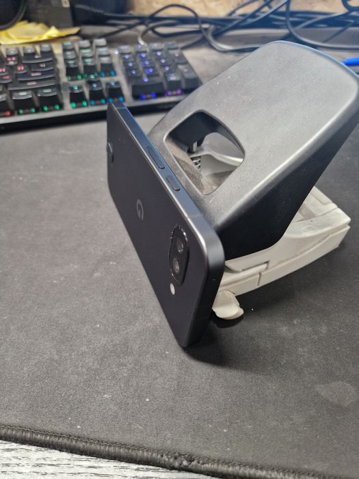 Google Pixel 9a 8/128 Gb gwarancja / wzorowy stan