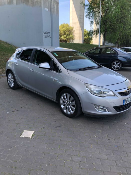 Opel Astra 1.4 Gasolina 100cv — fotografia 4