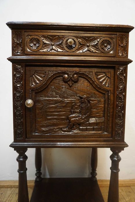 STARA SZAFKA BRETROŃSKA stolik nocny bogato rzeźbiona