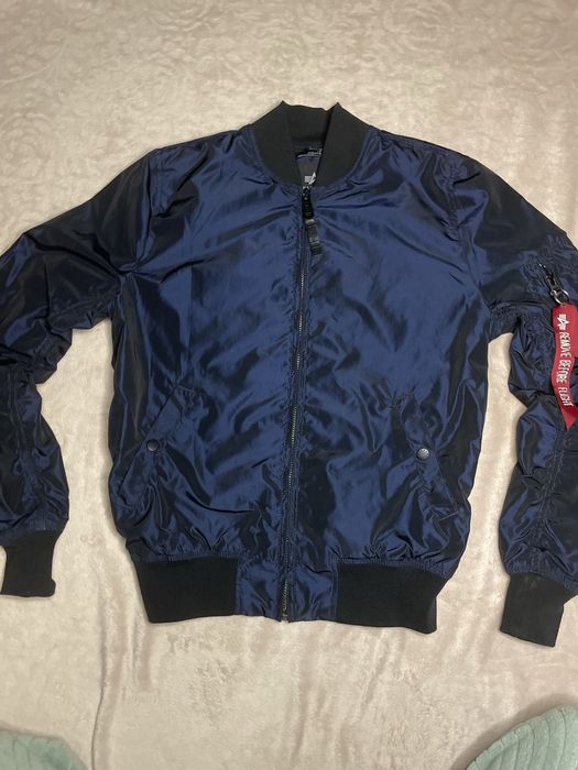 Alpha Industries бомбер