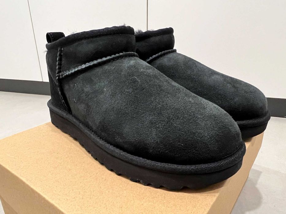UGG Classic Ultra Mini Boot Black-Rozmiar 37