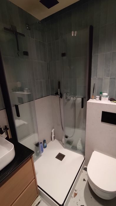 Kabina prysznicowa Bernstein 90x80,szklo 8mm z brodzikiem
