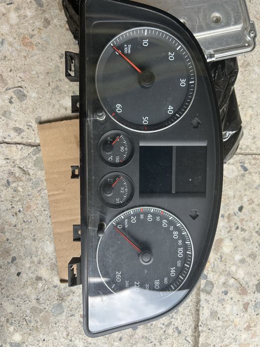 Комплект Ебу 1,9 tdi VW touran BRU