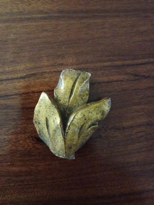 Espelho antigo de grande dimensão em talha de madeira