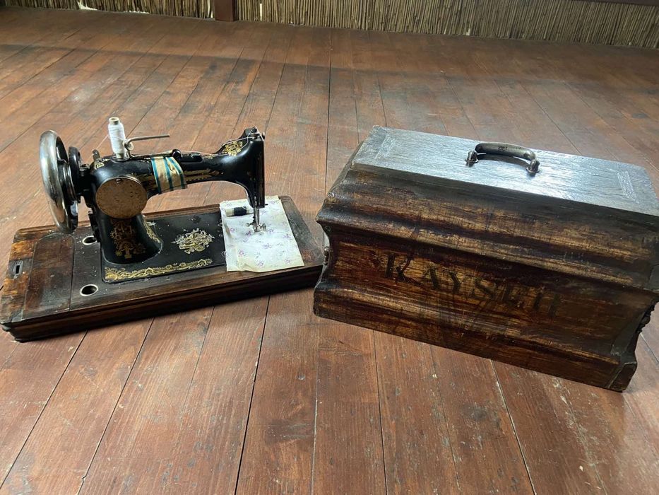 Антиквариат, швейная машинка Kayser