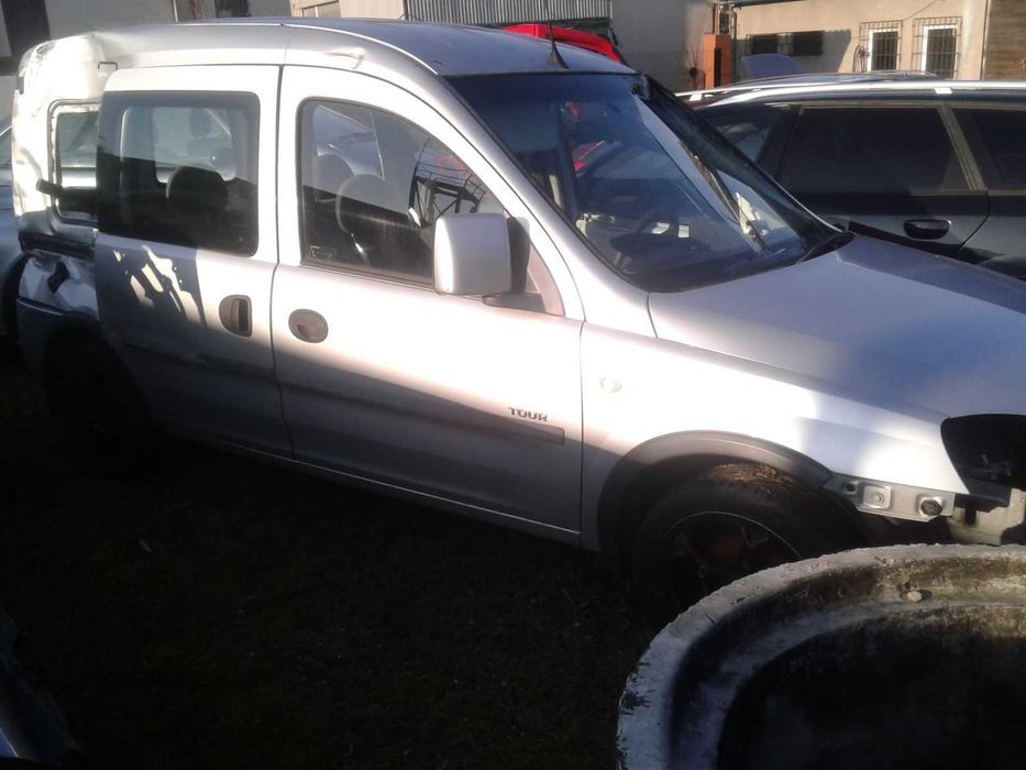 Opel Combo C Z157 Błotnik Prawy Przedni Sierp Lusterko Drzwi Boczne FL