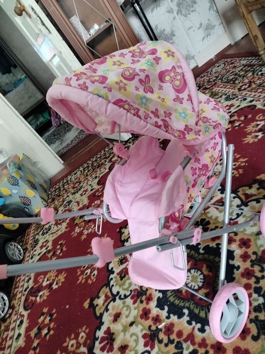 Продам іграшкову дитячу коляску