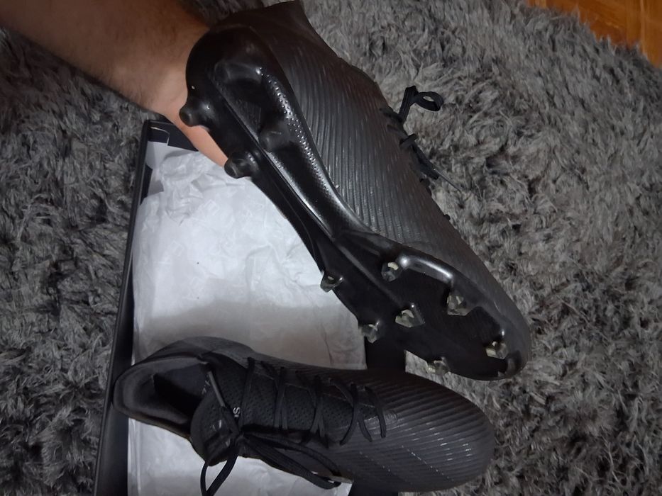 Chuteiras adidas N°42