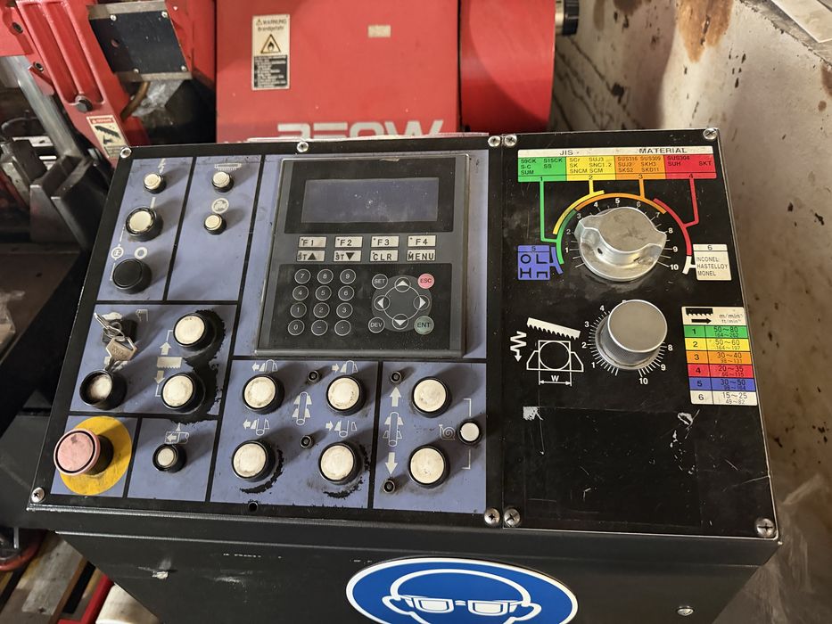 Automatyczna Pila  Taśmowa Amada HA-250W