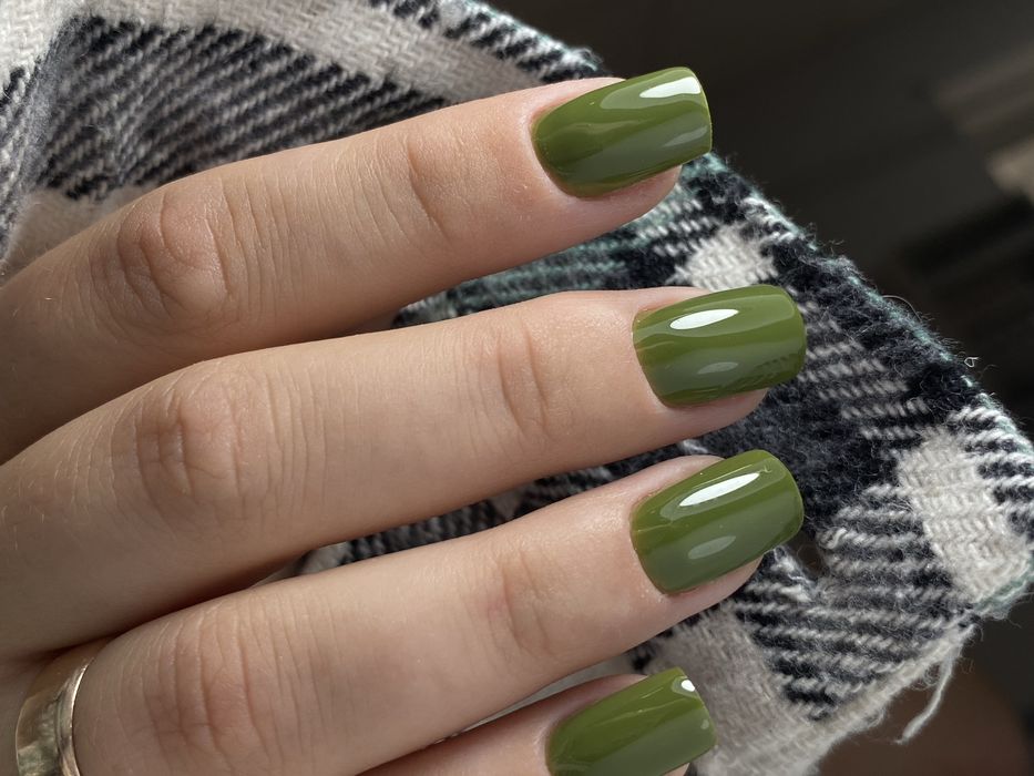 Курси Манікюру та Нарощування нігтів