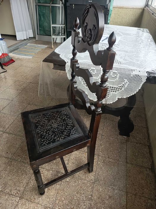 moveis casa mesa e 8 cadeiras