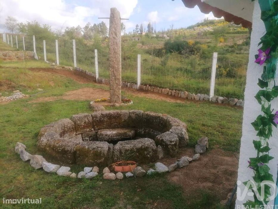 Terreno em Oliveira do Hospital e São Paio de Gramaços