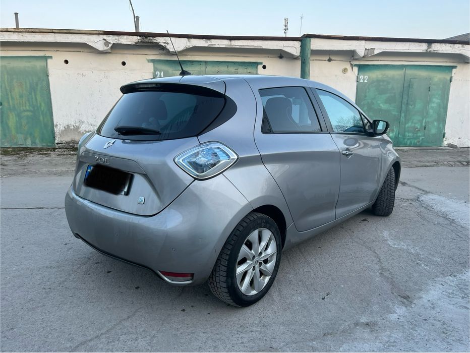 Продам Renault zoe