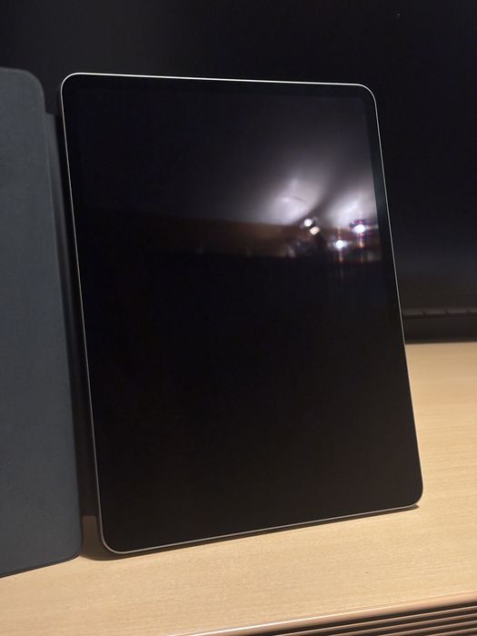 Praktycznie nowy Apple iPad Air 13 M2 256 GB WiFi 99% baterii