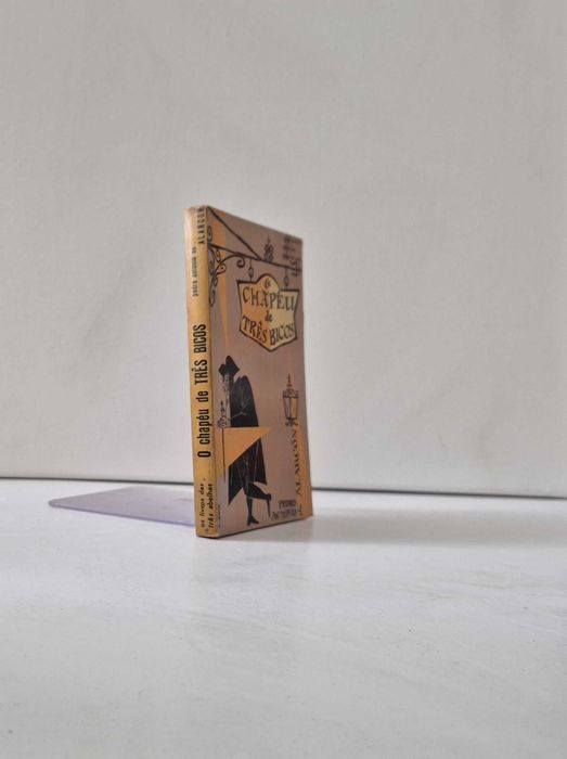 Colecção OS LIVROS DAS TRÊS ABELHAS (nºs 01 a 26)