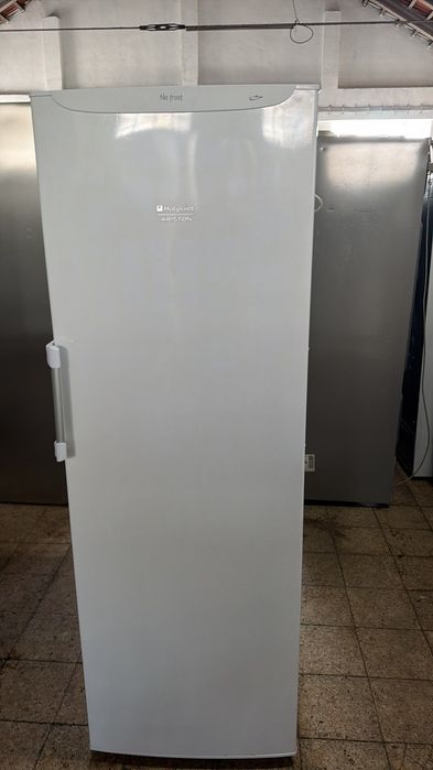 Arca HOTPOINT branco