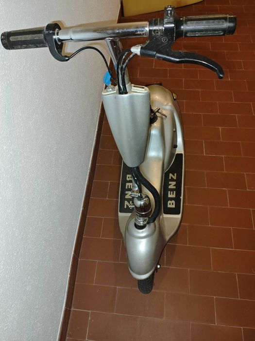 Trotinete elétrica para peças BENZ