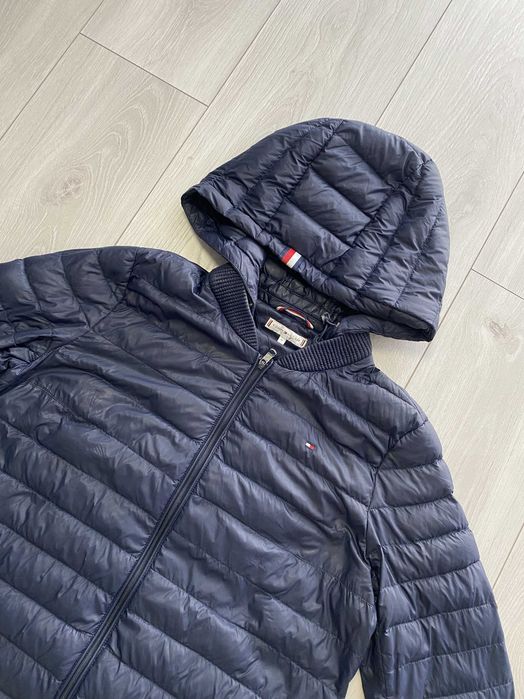 TOMMY HILFIGER r.M oryginalna lekka kurtka puchowa damska