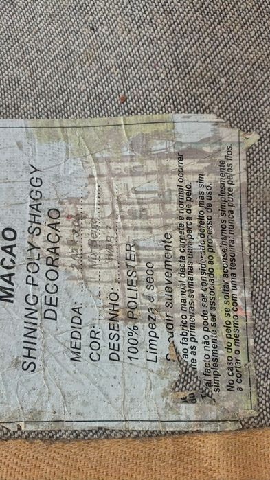 Tapete beige pêlo médio