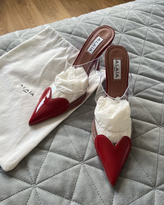 Туфлі (мюлі) жіночі Alaia червоні